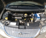 Chrysler Grand Voyager 3.3i 128kW AWD se zařízením BRC, 7místné vozidlo přestavěno na LPG, zařízení BRC nádrž pod autem na 84l.