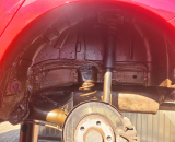 Škoda Fabia III  Nástřik podvozku a dutin voskem Dinitrol