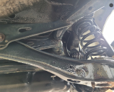 Škoda Superb nástřik podvozku a dutin voskem Dinitrol