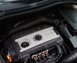 Škoda Superb II  1.8 TSi 118kW, automobil koncernu VW s čtyřválcovým přeplňovaným motorem s technologií přímého vstřikování benzínu. Vozidlo přestavěno na pohon LPG naší firmou se zařízením Landi Renzo Omegas určené přímo pro typ motoru CDAA.