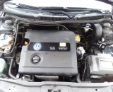 Volkswagen Golf 1.6 77kW přestavěn na lpg se zařízením BRC a nádrží místo rezervy.